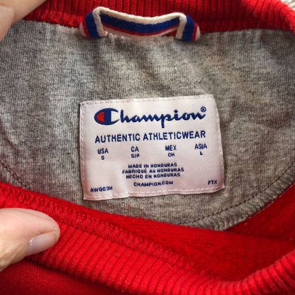 Champion Mens Sweatshirt Small Crew Neck Pullover Activewear Red Casual Classic - Picture 3 of 13